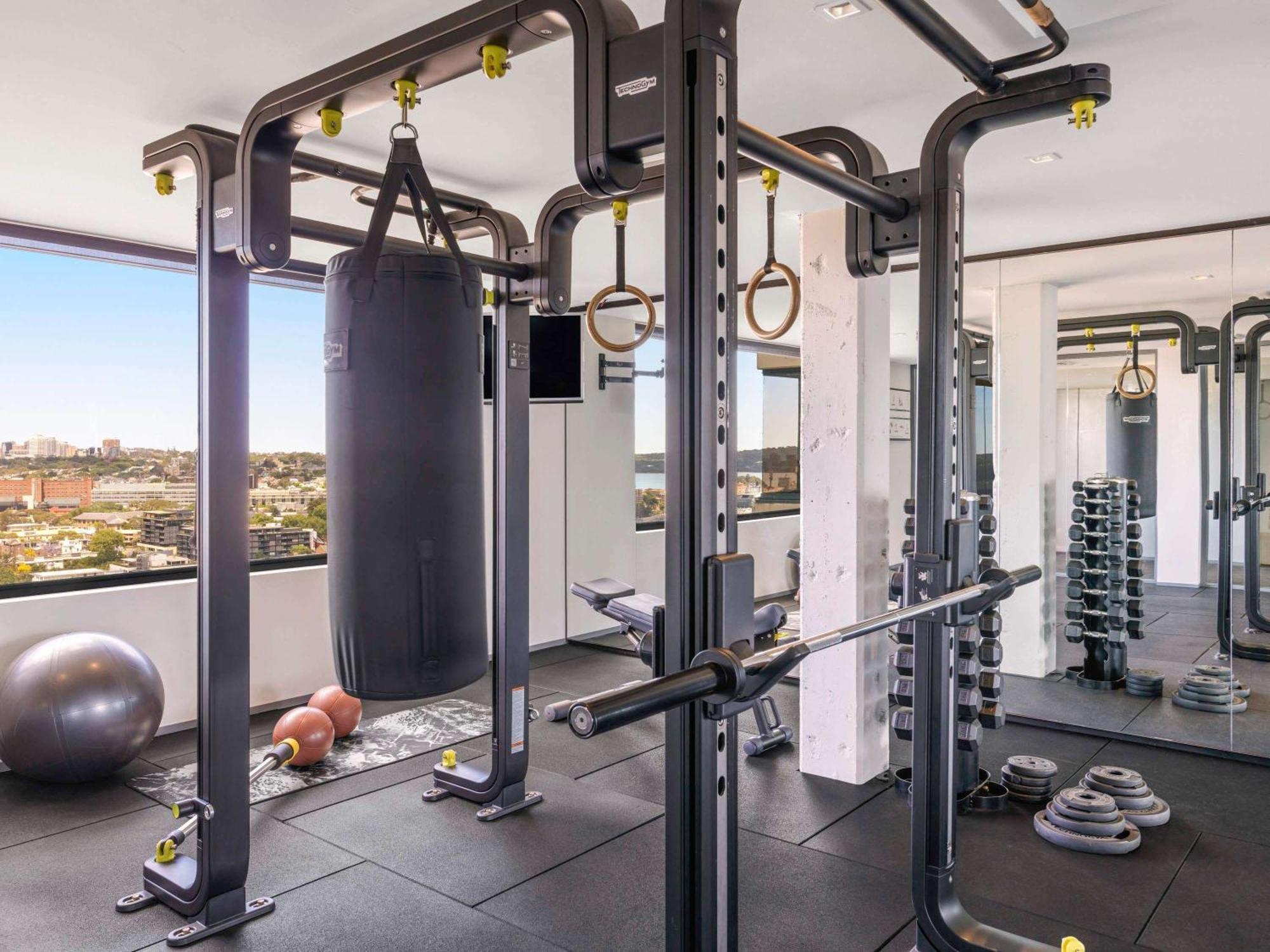 悉尼铂尔曼海德公园酒店 外观 照片 The gym at The Ivy Collection