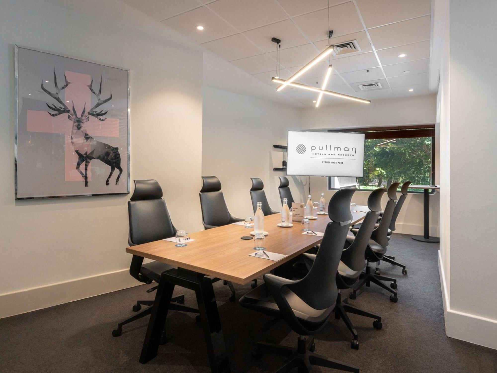 悉尼铂尔曼海德公园酒店 外观 照片 Boardroom at the Pullman Hotel, Adelaide